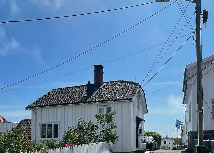 Unique With Charm Tangen