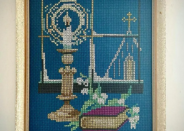 Unique With Charm Tangen
